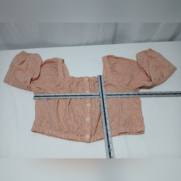 Madewell Puff Sleeve, Button Front Crop Top In Embroidered Stripe. LadiesSize XL - Picture 5 of 11